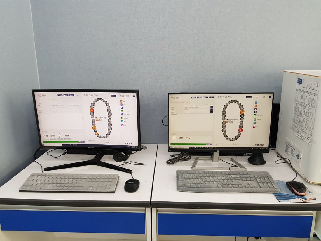 원흥본치과 자체기공센터 CAD 워크스테이션